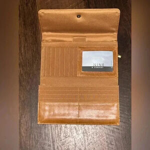 Nine‎ West Faux Leather Wallet NWOT